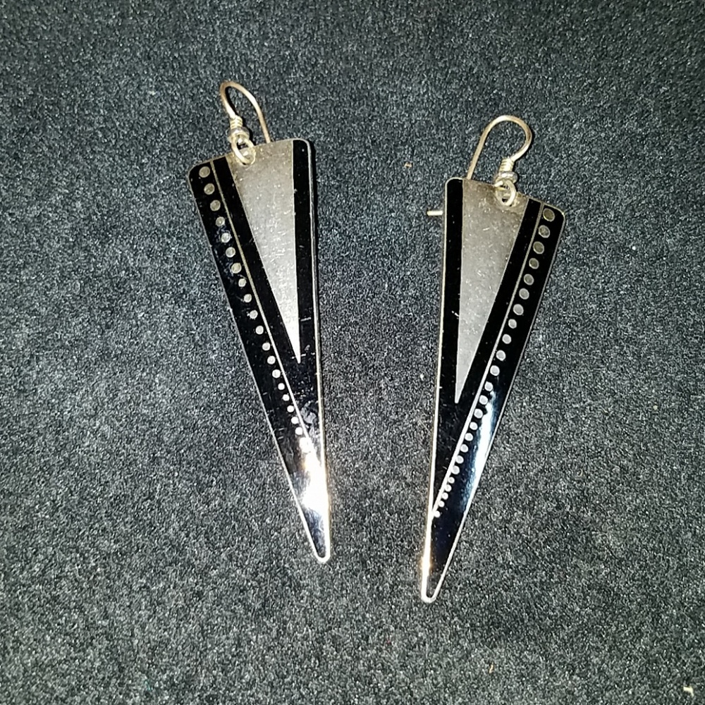 Vintage Laurel Burch french hook earrings